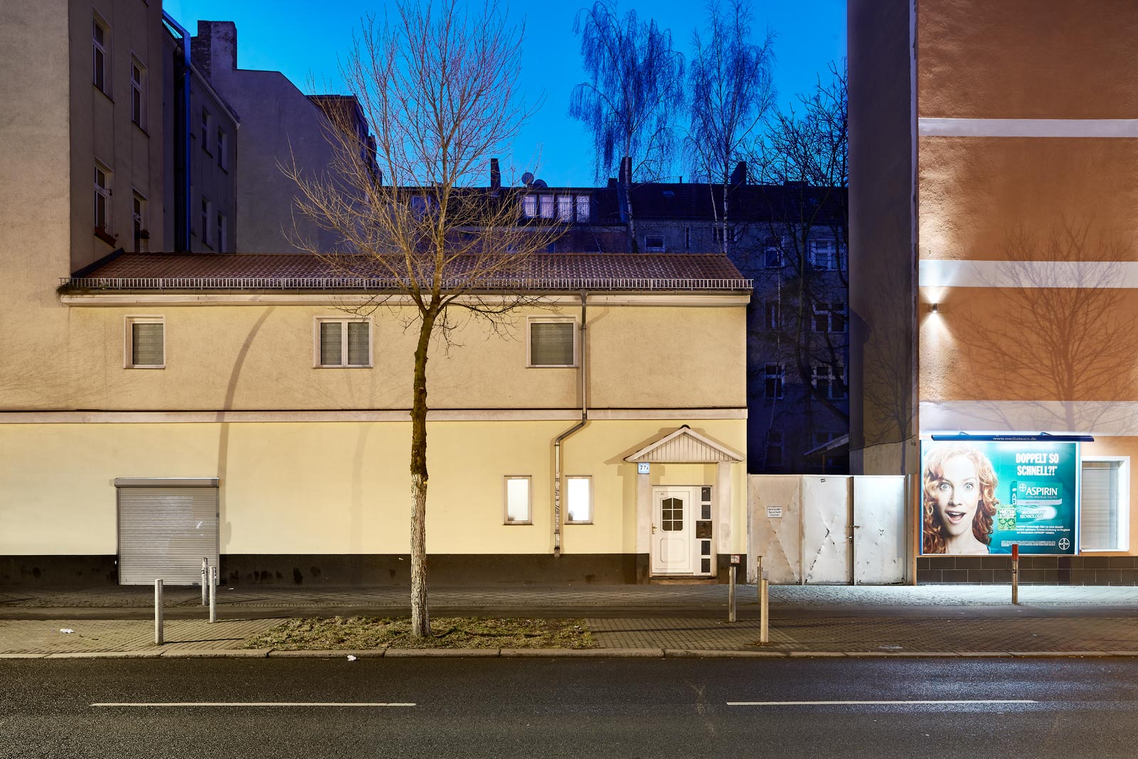 foto: manfred bogner, berlin, mind the gap